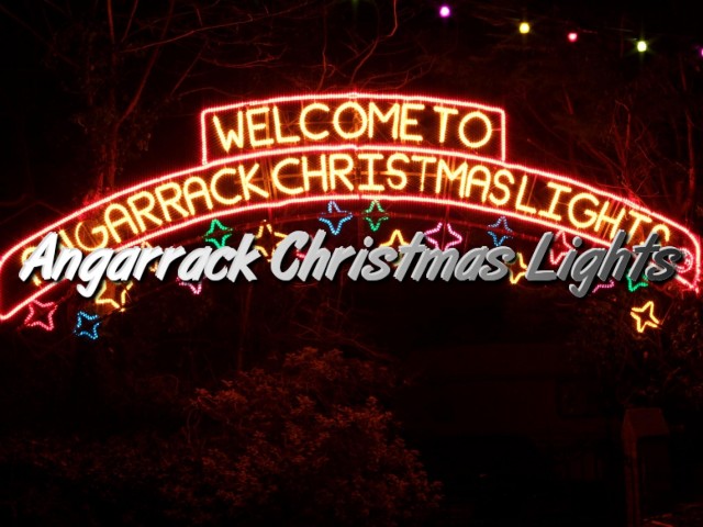 Arch - Steamers Hill 2009